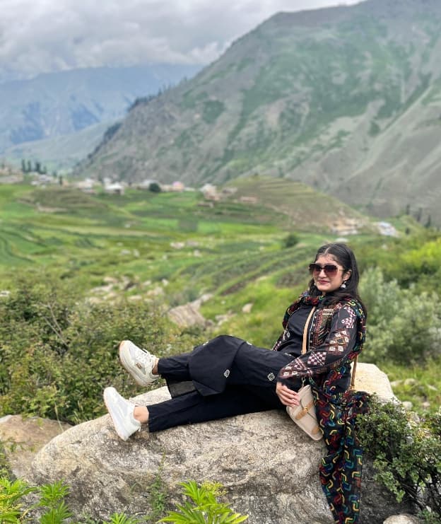 Izza Malik photo 4